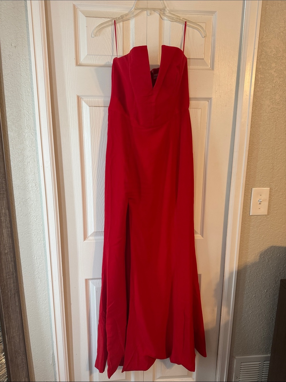 Dress the Population Red Strapless V-Neck Evening Gown